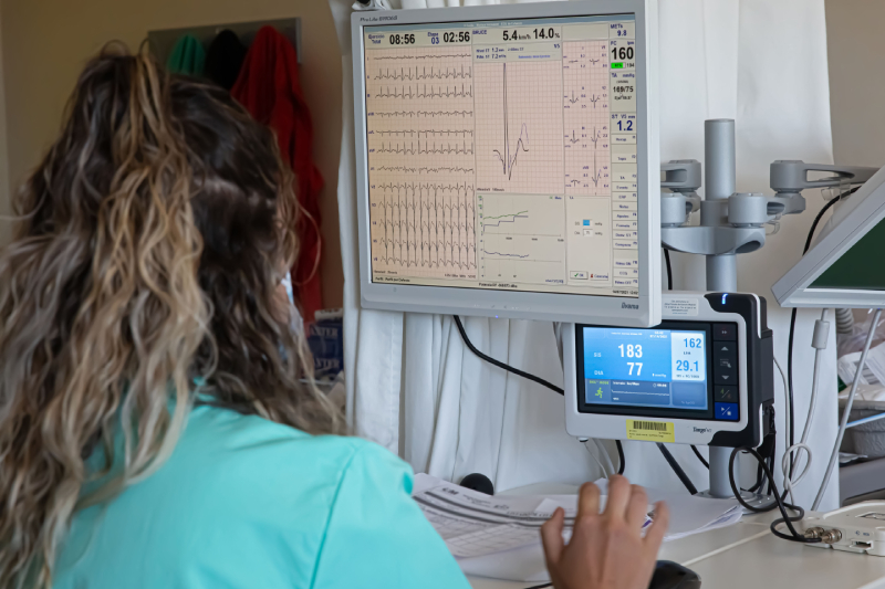 ELECTROCARDIOGRAMA